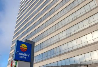 Comfort Hotel S  o Caetano allows 18 year olds to book a room