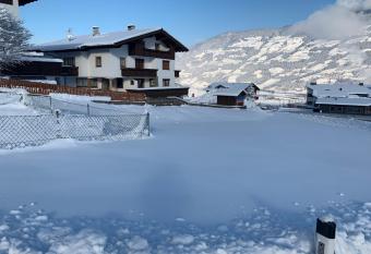 Appartement Hollaus has Balcony rooms