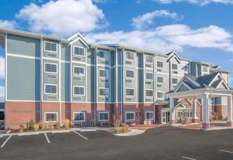 Microtel Inn & Suites by Wyndham Ocean City allows 18 year olds to book a room