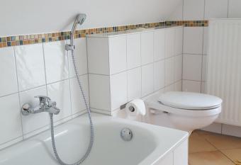 FeWo Machedanz mit Balkon Timmendorfer Strand OT Niendorf has Balcony rooms