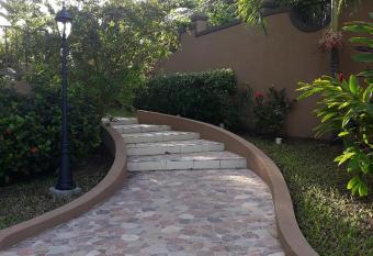 Waterloo,Kingston has Balcony rooms