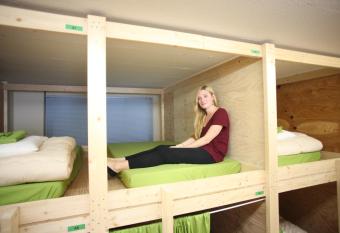 Edo Tokyo Hostel has Balcony rooms