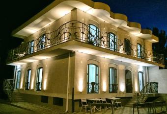 Gaudi stylish hotel has Balcony rooms