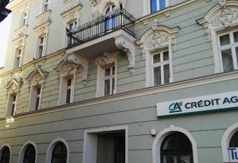 Rynkowy allows 18 year olds to book a room