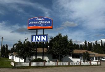 Howard Johnson by Wyndham Edson has Smoking rooms