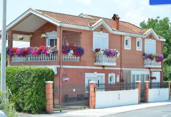 Lana Apartment Podgorica has Balcony rooms