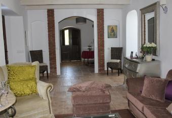 Casa la Abuela has Balcony rooms