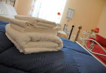 Il Nuovo has Smoking/Balcony rooms