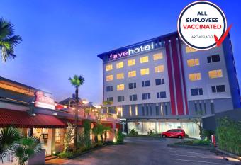 favehotel Sudirman Bojonegoro allows 18 year olds to book a room