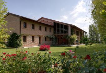 Ca  Adami has Balcony rooms