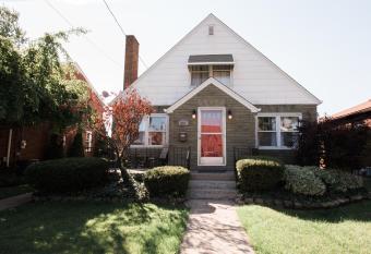 The Little Italy of Niagara Falls Bed & Breakfast allows 18 year olds to book a room
