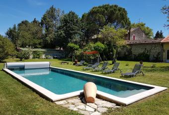 Mas de l AGUARELLA has Balcony rooms