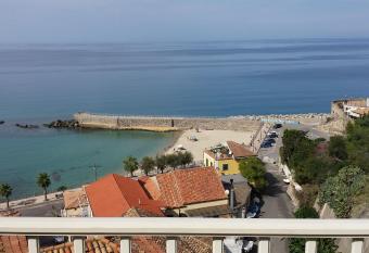 Residenza Le Terrazze has Balcony rooms