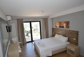 Sivota Muses has Balcony rooms