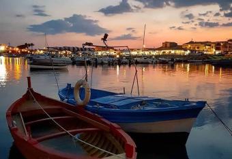 Appartamento aria di Mare allows 18 year olds to book a room