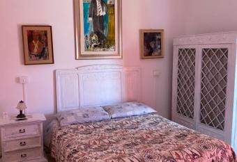 Appartamento Zia Gesina has Smoking/Balcony rooms