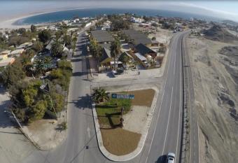 Condominio Bahia Inglesa allows 18 year olds to book a room