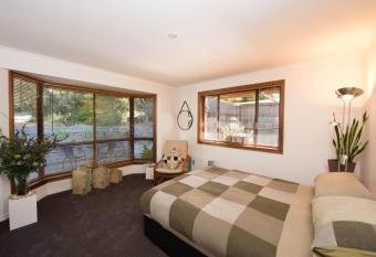 A Suite Spot in the Hills has Balcony rooms