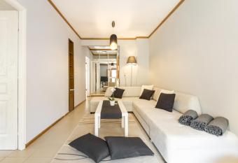 95sqm 7minCenter Gas Heating 2AC Opticalfiber 2 Smart NETFLIX has Balcony rooms