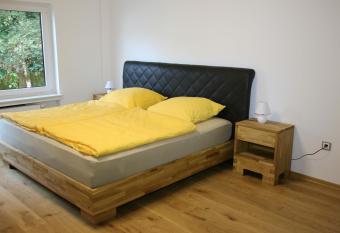 Vlotho Apartment allows 18 year olds to book a room