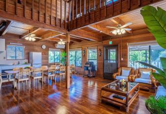 Kariyushi Condominium Resort Yuudekiya allows 18 year olds to book a room