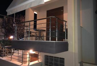 AM Beach House has Balcony rooms