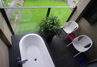             villa has Balcony rooms