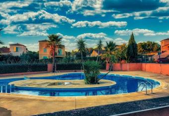 Chez Tranquille, Apartment 43 has Balcony rooms