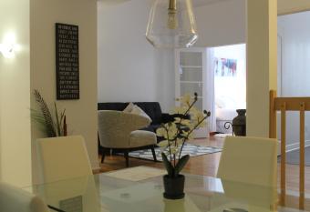 Les Appartements centre-ville Qu  bec allows 18 year olds to book a room