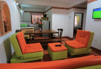 Apartahotel La Gran Familia has Balcony rooms