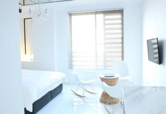 Sea Style Resort OCEAN has Smoking/Balcony rooms