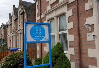 Dunskaith Villa allows 18 year olds to book a room