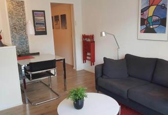  t Noorderlicht allows 18 year olds to book a room