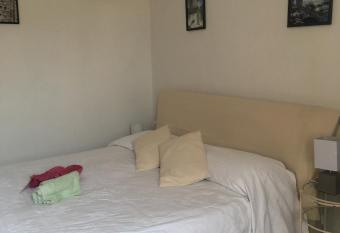 Da Linda allows 18 year olds to book a room