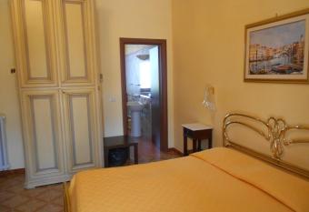 B&B Villa Di Bartolomeo has Balcony rooms