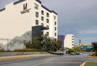 Vn Hotel allows 18 year olds to book a room