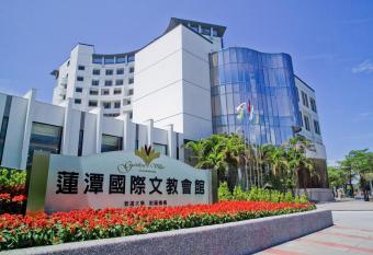 Garden Villa allows 18 year olds to book a room