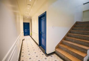 Hotel Ganga Maiya has Smoking/Balcony rooms