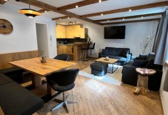 Appartements Ski Rent Michael allows 18 year olds to book a room