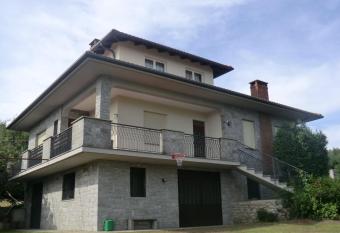 Villa Antaldo has Balcony rooms