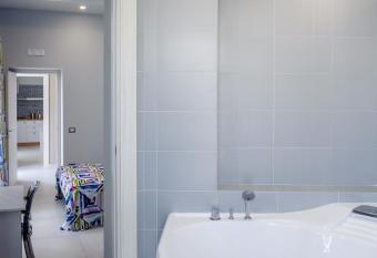 Bocca di Bacco has Smoking/Balcony rooms