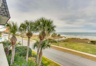 Walking distance to the beach Ocean Forest Villas has Balcony rooms