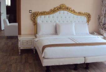 Ellyxville Hotel allows 18 year olds to book a room