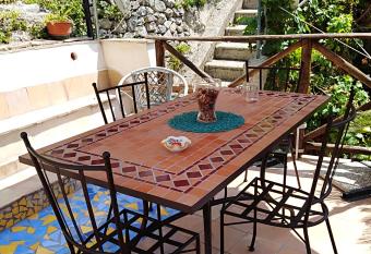 Stella Maris House has Balcony rooms