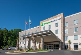 Holiday Inn Express & Suites Charlotte Airport By IHG has Balcony rooms