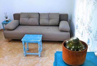 Terrace & free Parking has Smoking rooms