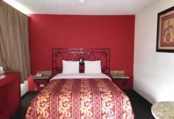 Hotel Descanso Inn has Balcony rooms