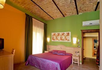 B&B Liu  Palazzo Ducale has Balcony rooms