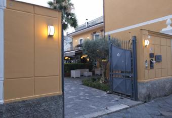 Luxury B&B La Spelunca has Balcony rooms