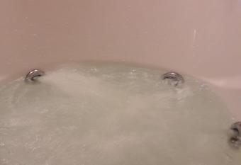 Perfect Residence Sibiu has rooms with a private hot tub